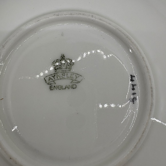 Vintage Aynsley England Teacup Lavender Floral Gold Trim Fine Bone China Tea Cup - Picture 11 of 11